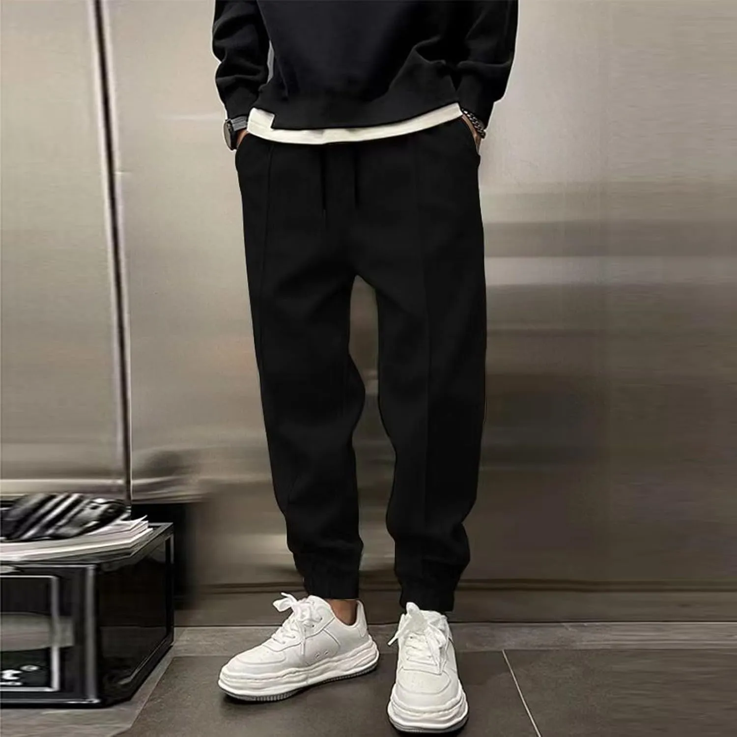 Mens Fleece Sweatpants Baggy Cargo Joggers Loose Fit Casual Drawstring Elastic Waist Sweat Pants Gym Athletic Pockets