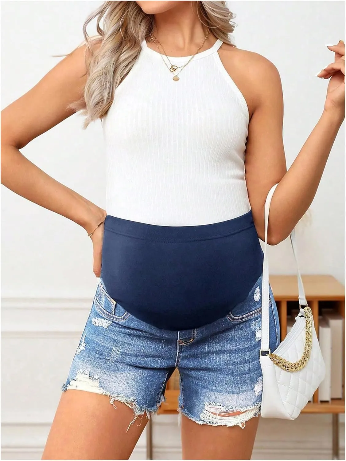 Women's Maternity Ripped Raw Hem Skinny Shorts Elastic Waist Jeans Pregnant Denim Shorts