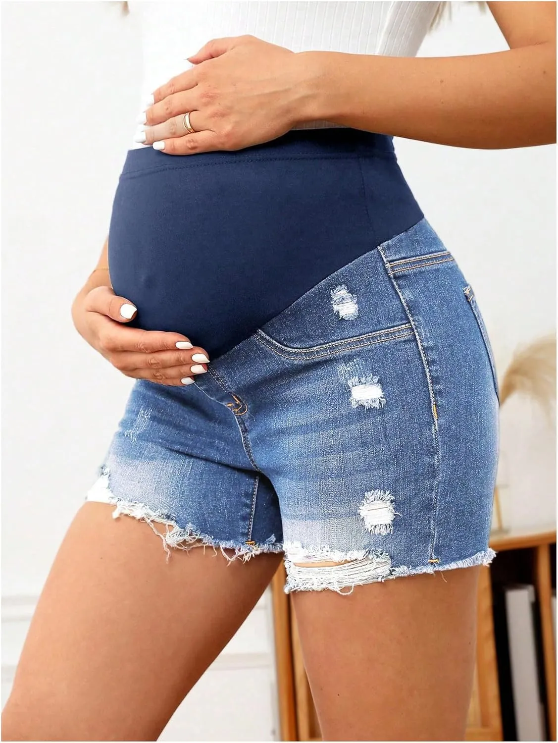 Women's Maternity Ripped Raw Hem Skinny Shorts Elastic Waist Jeans Pregnant Denim Shorts