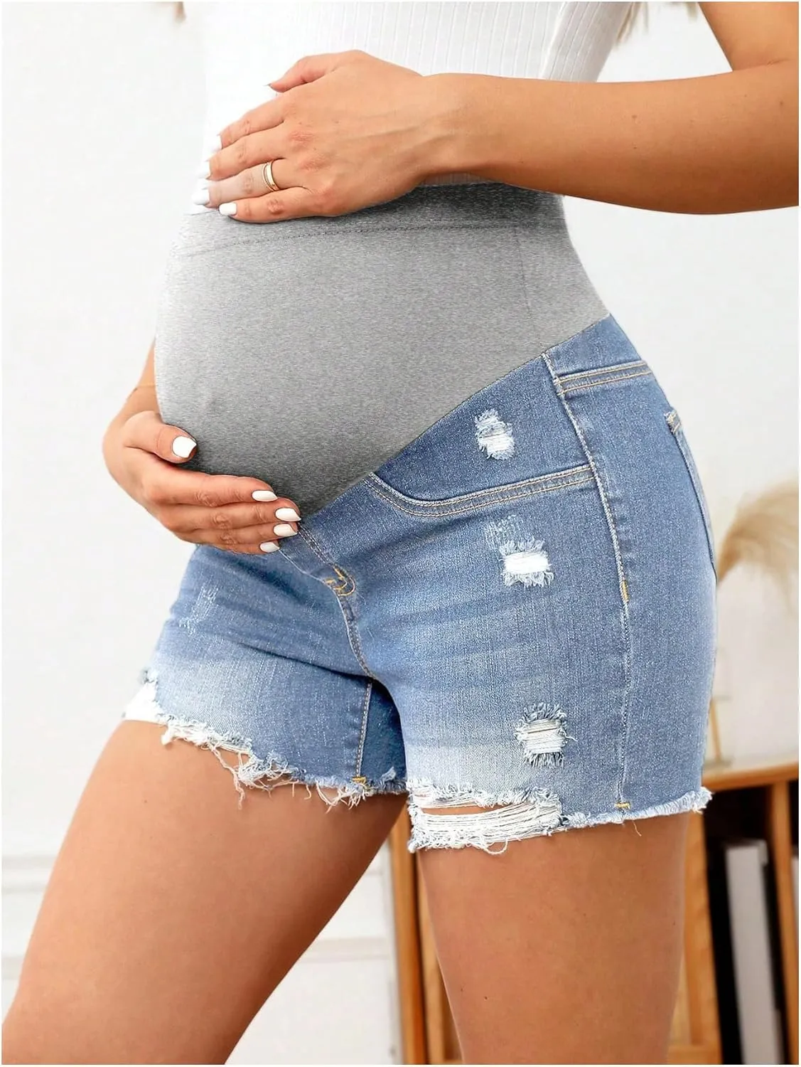 Women's Maternity Ripped Raw Hem Skinny Shorts Elastic Waist Jeans Pregnant Denim Shorts