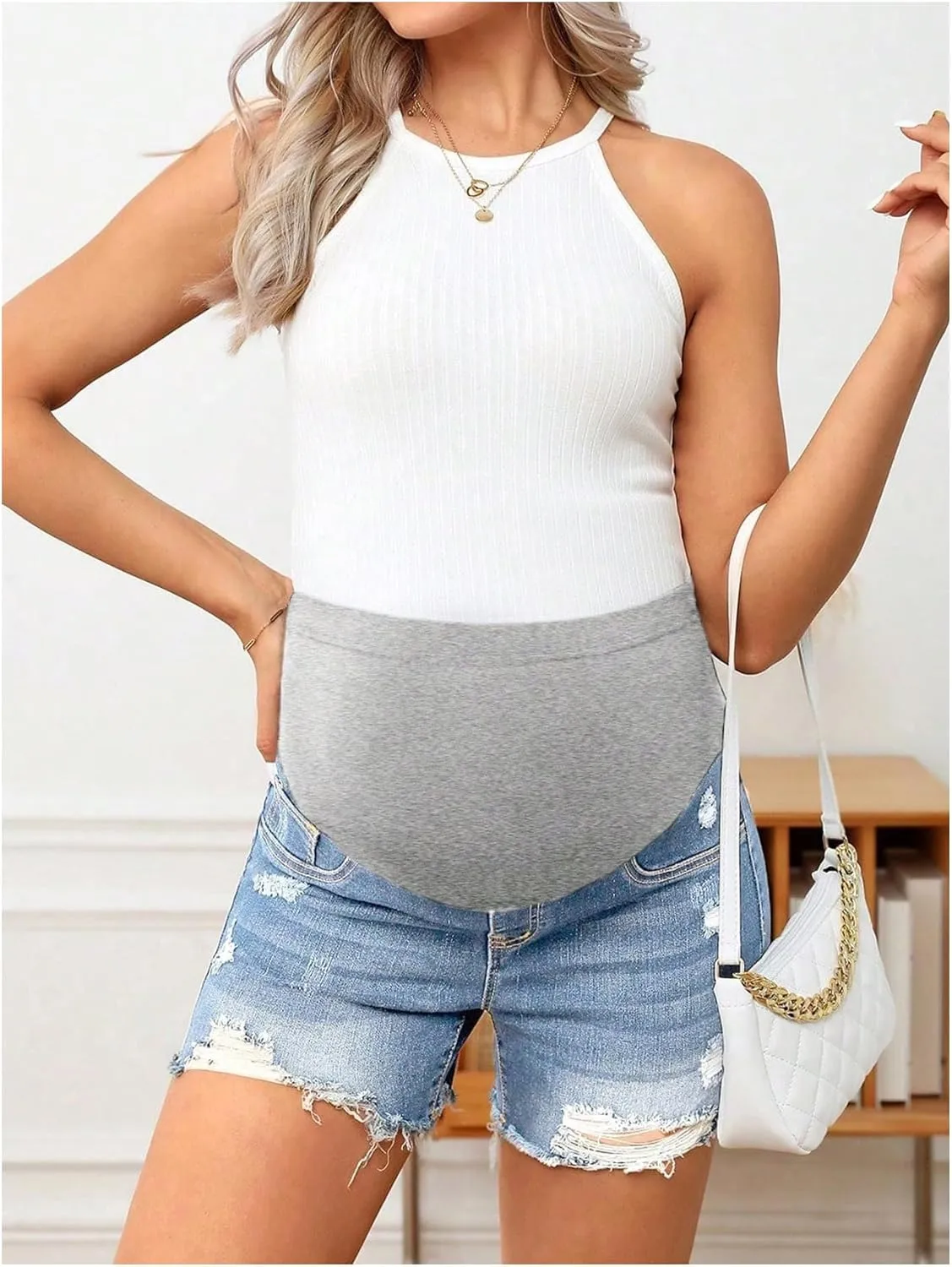 Women's Maternity Ripped Raw Hem Skinny Shorts Elastic Waist Jeans Pregnant Denim Shorts